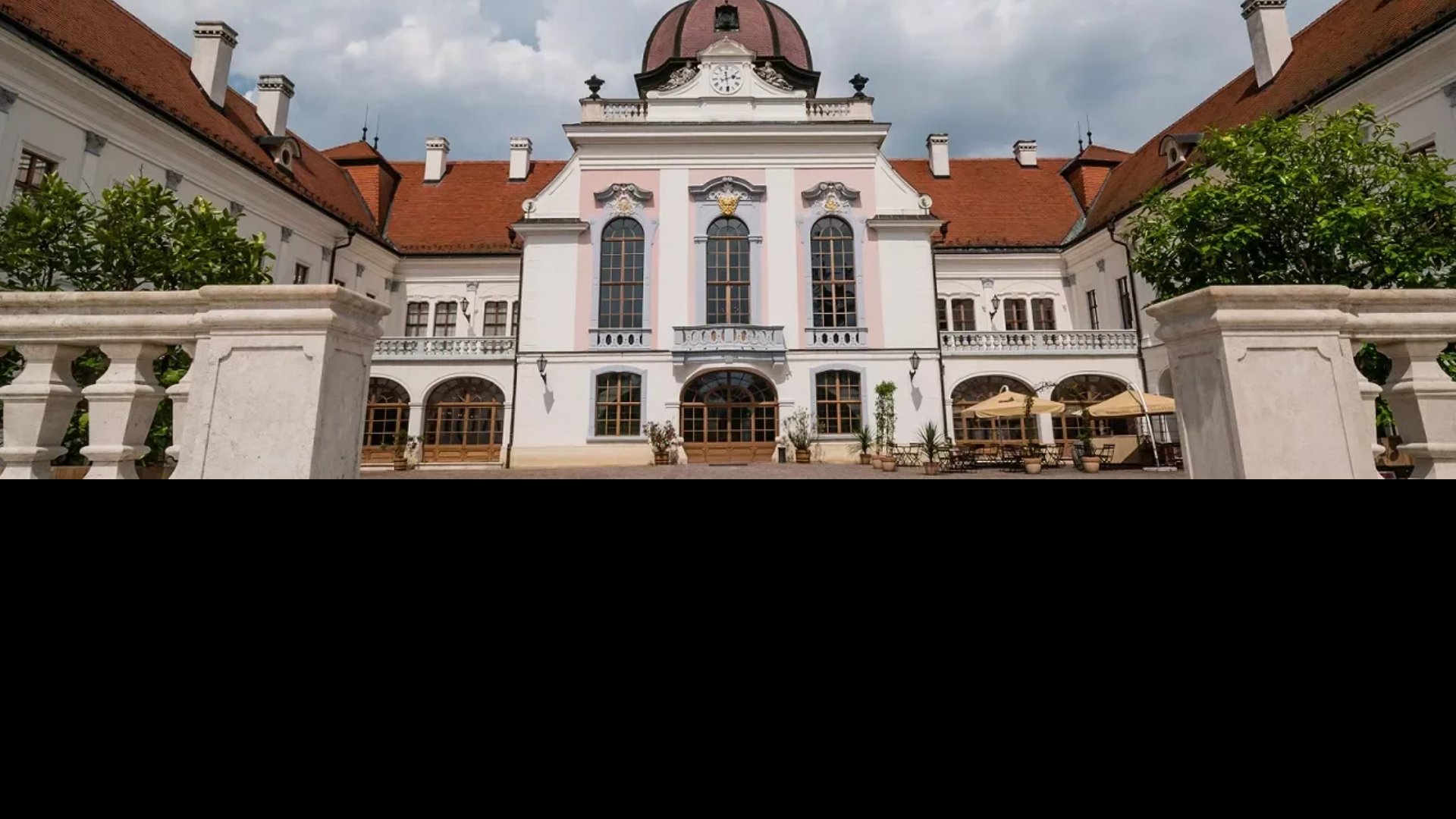 LÁTOGATÓI INFORMÁCIÓK